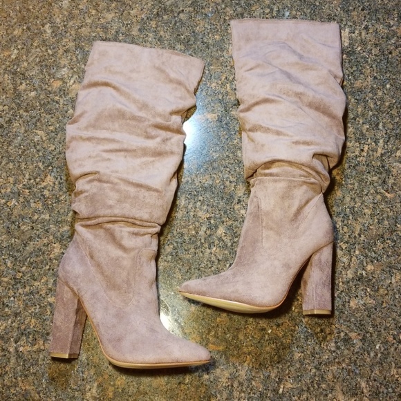*7.5 LEFT!* Suede Knee High Boots ☆HOST PICK!☆ - Picture 2 of 6